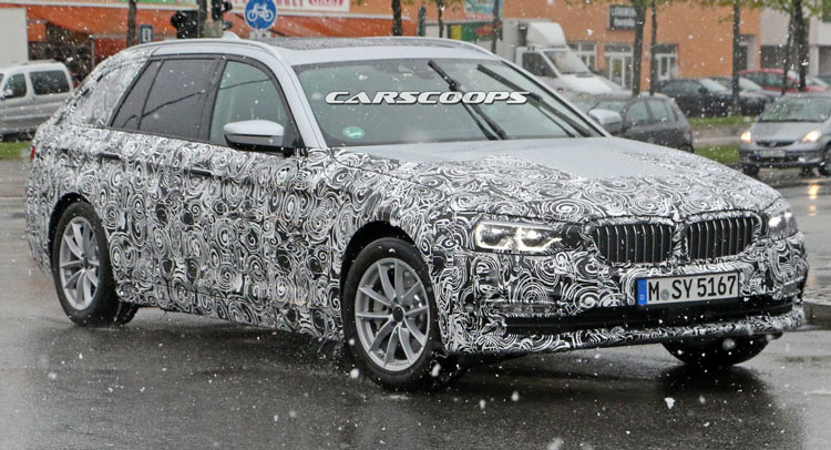  BMW’s New Load-Lugging 2017 5-Series Touring Spied