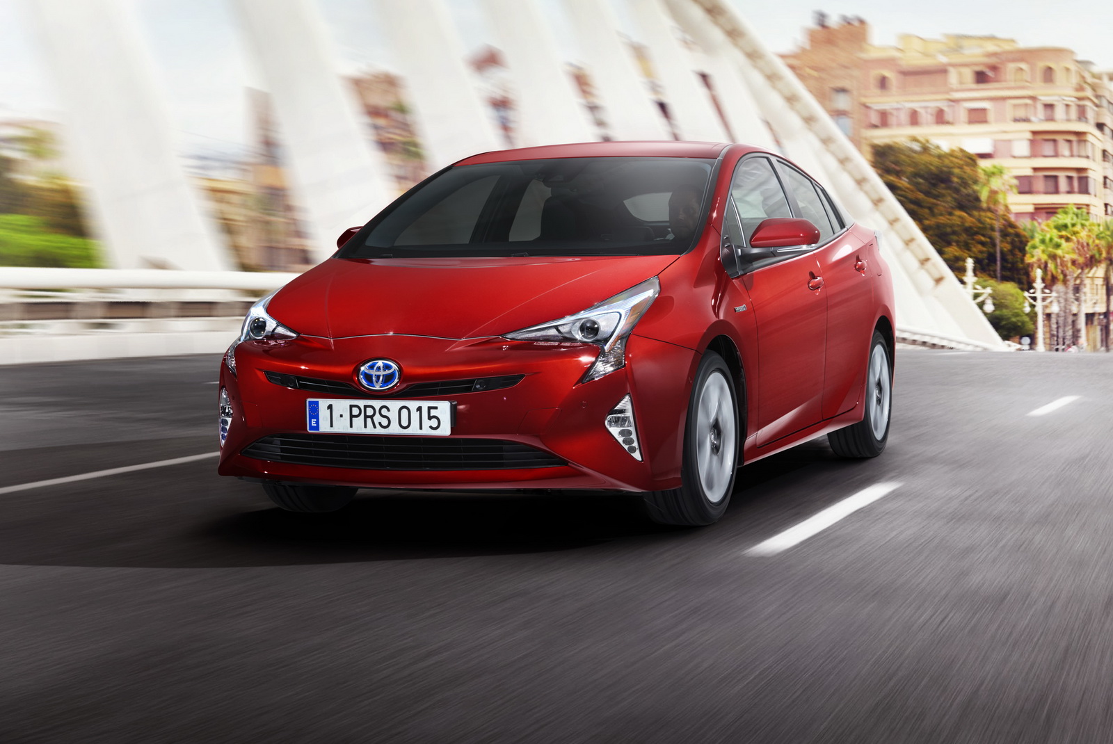 New Toyota Prius Tech Adds Towing Capacity Carscoops