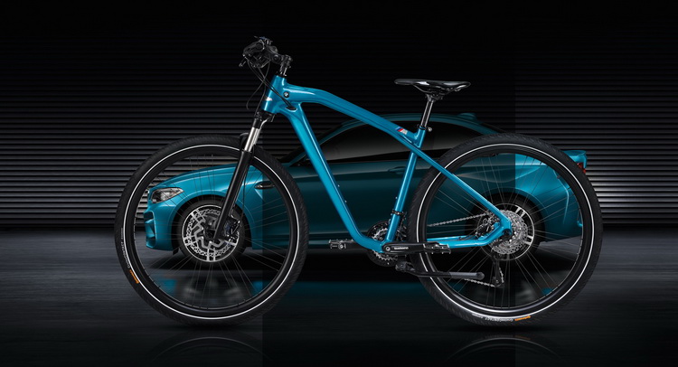  BMW Cruise M Bike Is A Tribute To The M2 Coupe