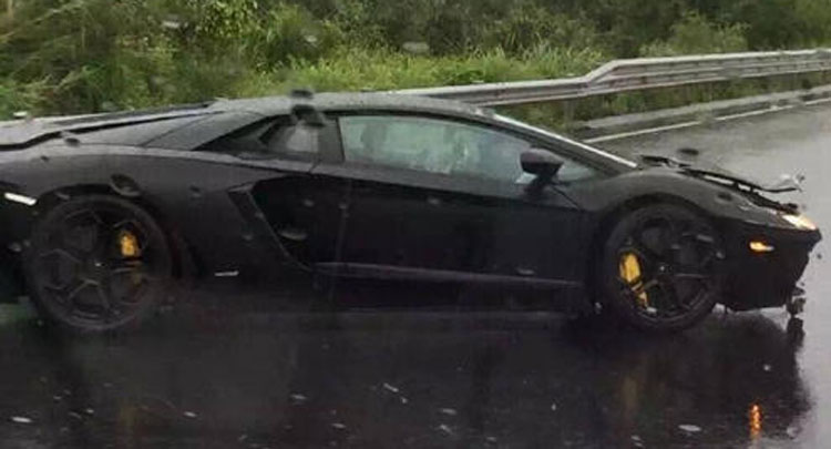  Lamborghini Aventador Gets An Unwanted Nose Job In China