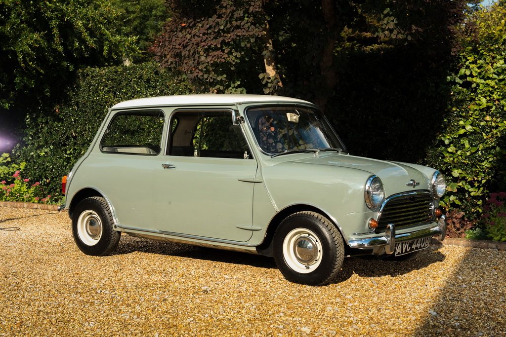 1964 Morris Mini Cooper Is Not Exactly A Bargain 