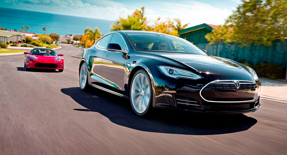  Tesla Executive Calls Out Other Automakers For Their Feeble EVs