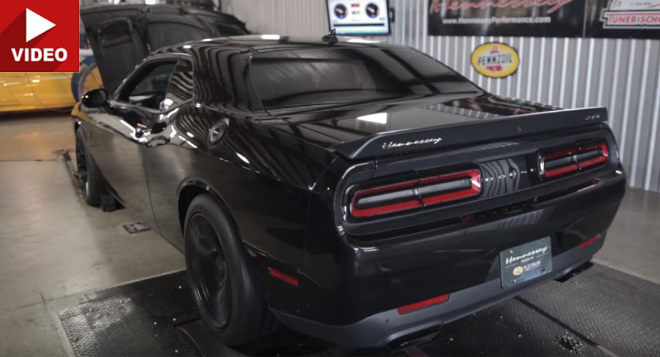  Hennessey’s 1000hp Challenger SRT Hellcat Rumbles On The Dyno