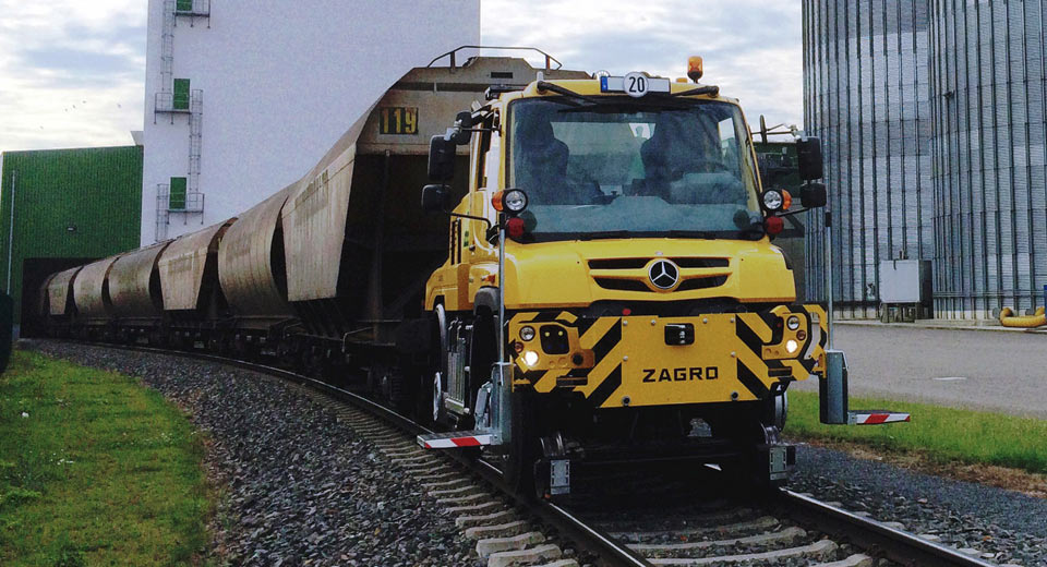  Unimog Has Been Working On The Railroad All The Livelong Day