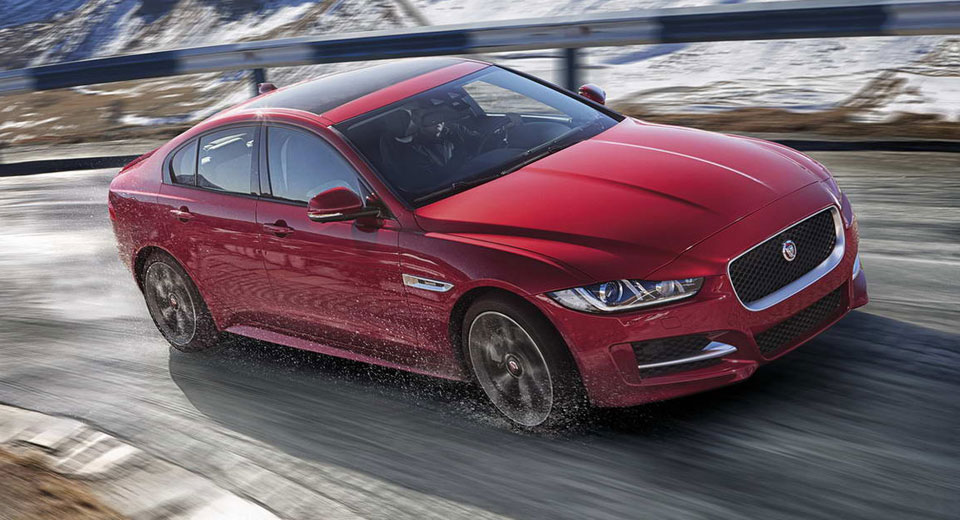  Jaguar To Focus On Electric Models, Land Rover Opts For Hybrids