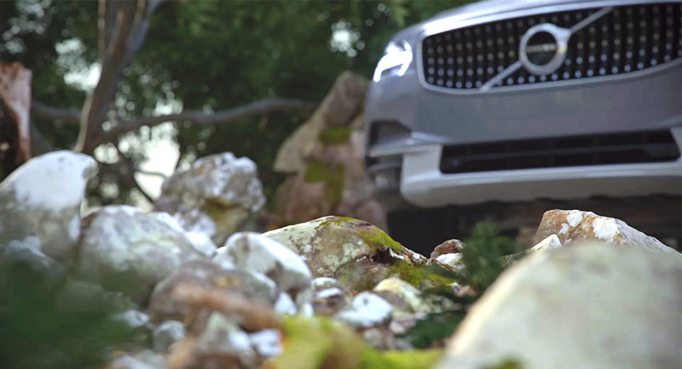  Volvo Shows A Glimpse Of The All-New V90 Cross Country [w/Video]