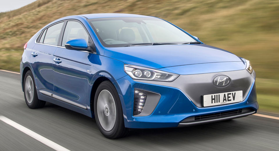  Hyundai Ioniq Hybrid And EV Go On Sale In The UK From £19,995