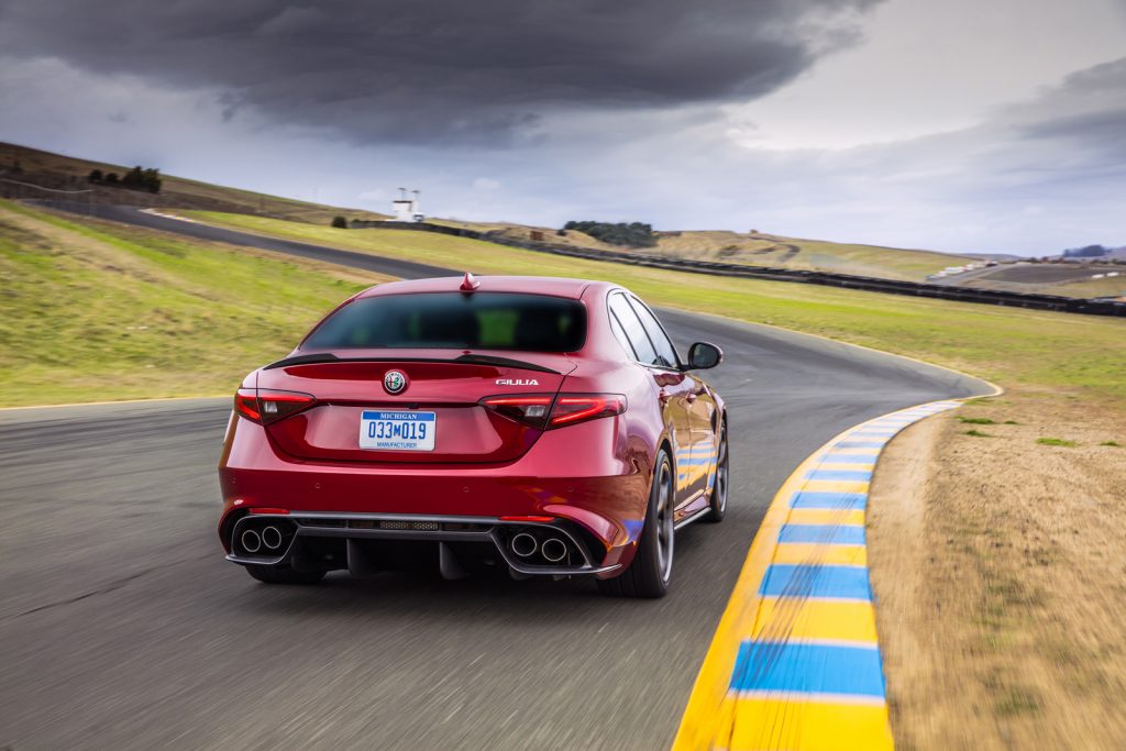 Alfa Romeo Giulia 2.0 Turbo Four With 350 HP? Yes, Please | Carscoops