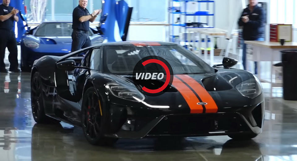  Watch The First Ford GT Road Cars Roll Off The Production Line