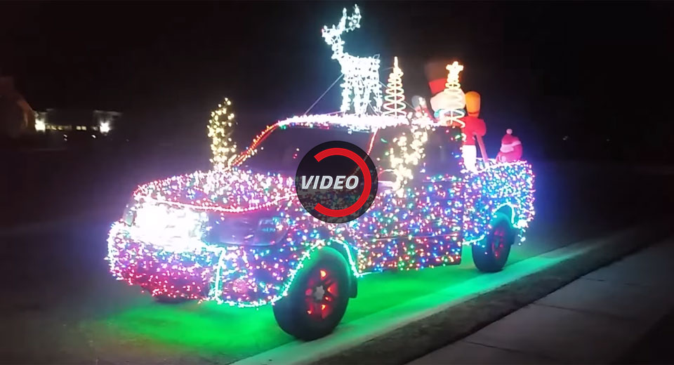  Nothing Says Merry Christmas Like 14,000 LEDs On A Toyota Tundra