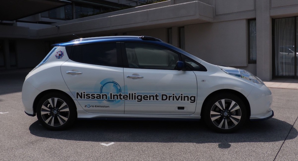  CES 2017: Next Nissan Leaf Will Come With Semi-Autonomous Tech