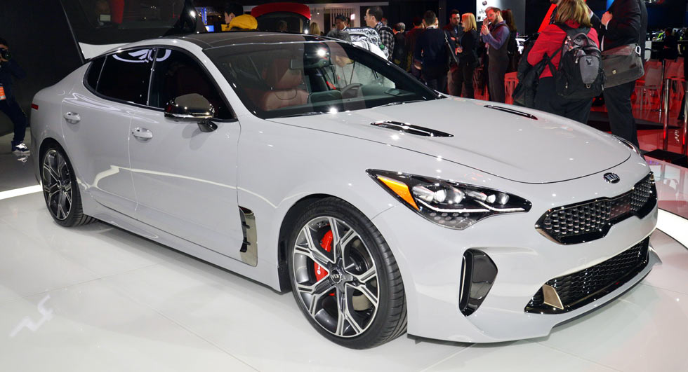  New Kia Stinger Shows Off Its Colors In Detroit