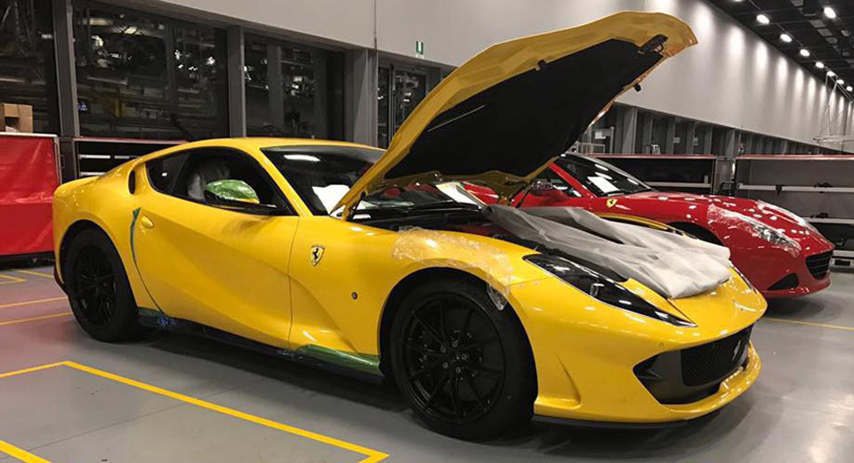  New Ferrari 812 Superfast Looks The Business In Yellow