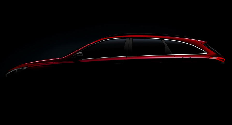  Hyundai Teases New i30 Wagon Ahead Of Geneva Debut