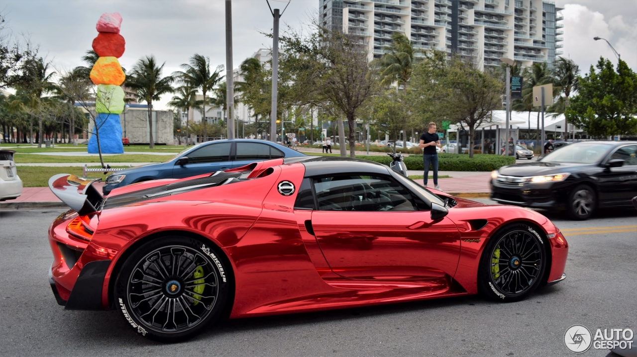 Феррари 918 Spyder