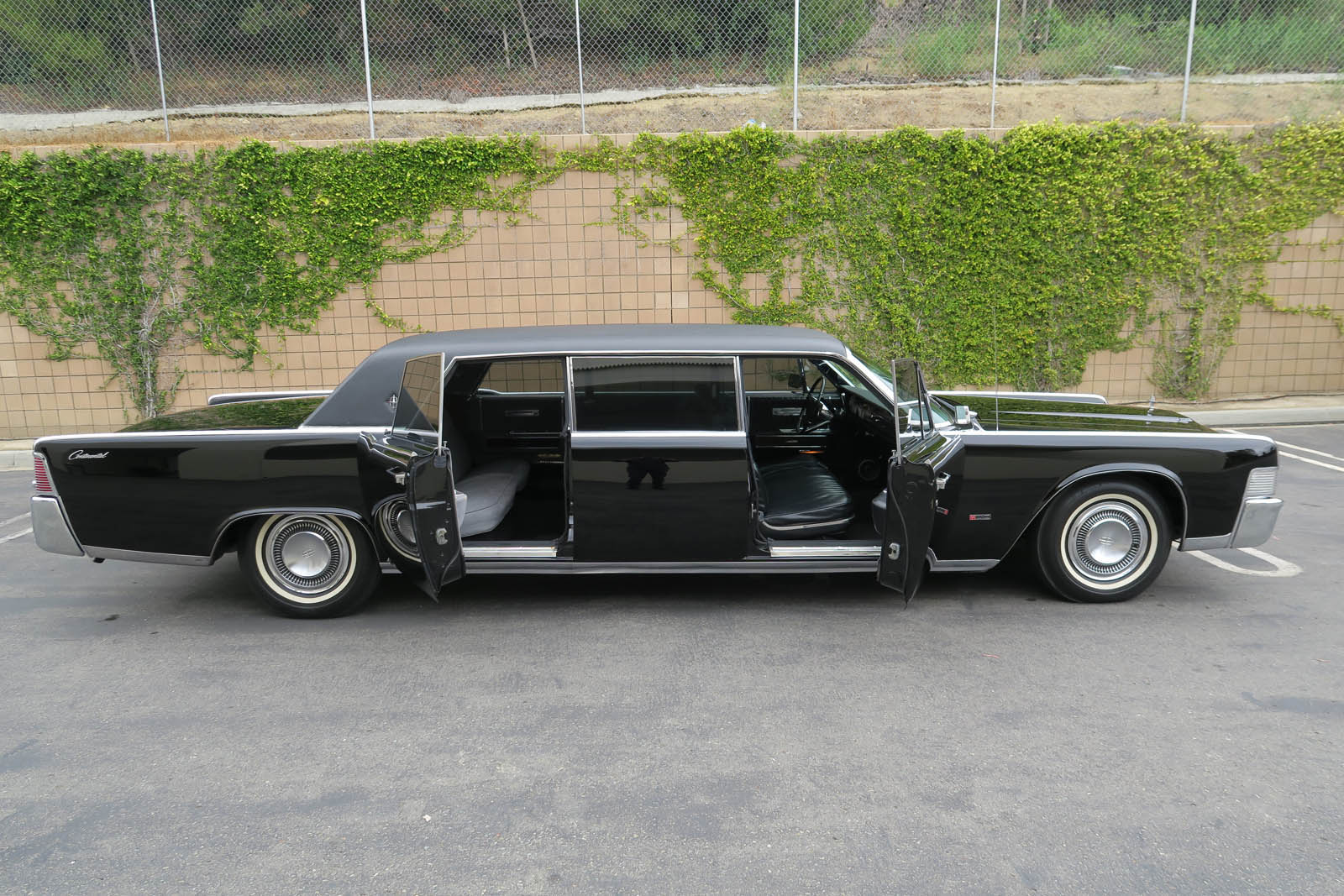 lincoln continental лимузин