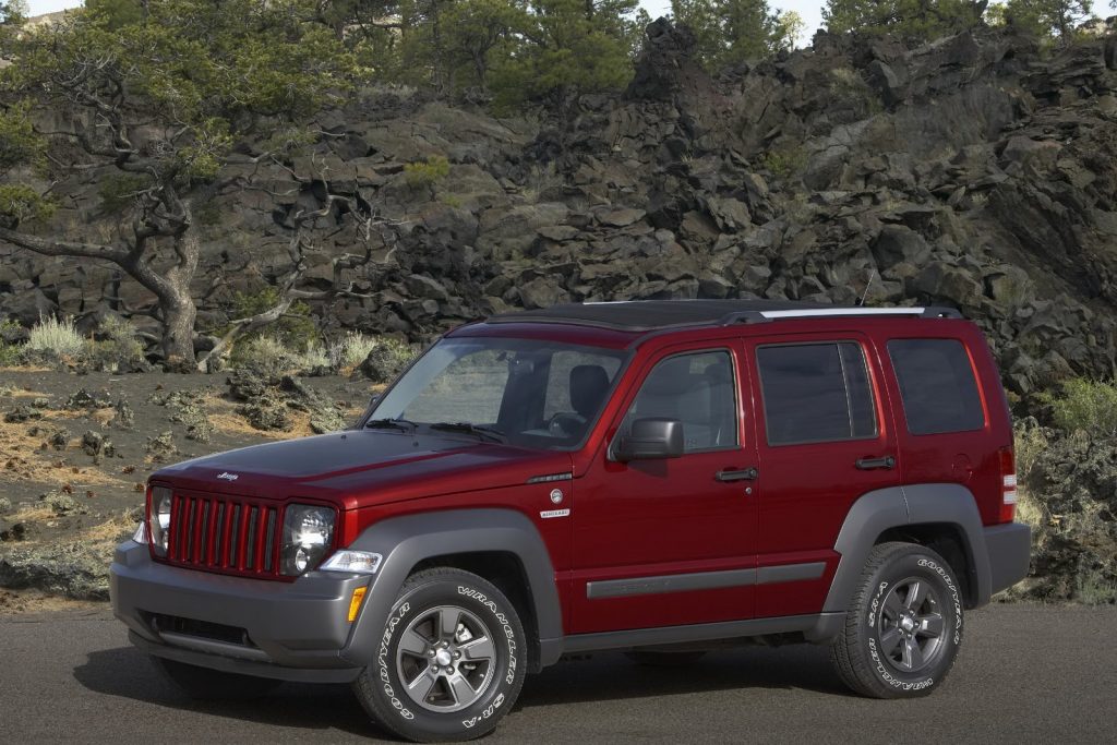 2012 Jeep Liberty Investigated By The Nhtsa Over Failing Airbags Carscoops