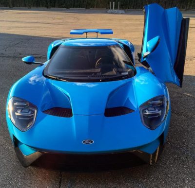 2017 Ford GT Looks Perfect Painted In Riviera Blue | Carscoops