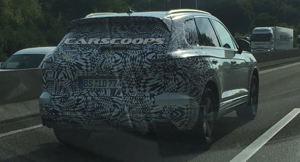  U Spy The 2019 VW Touareg Testing On The Autobahn