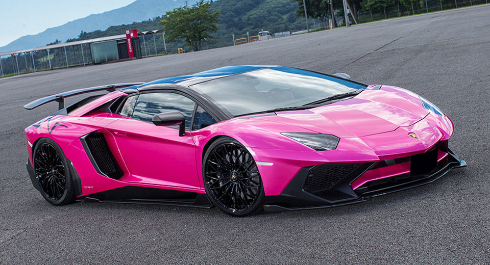 Liberty Walk Lamborghini Aventador SV Is Oh, So Pink | Carscoops