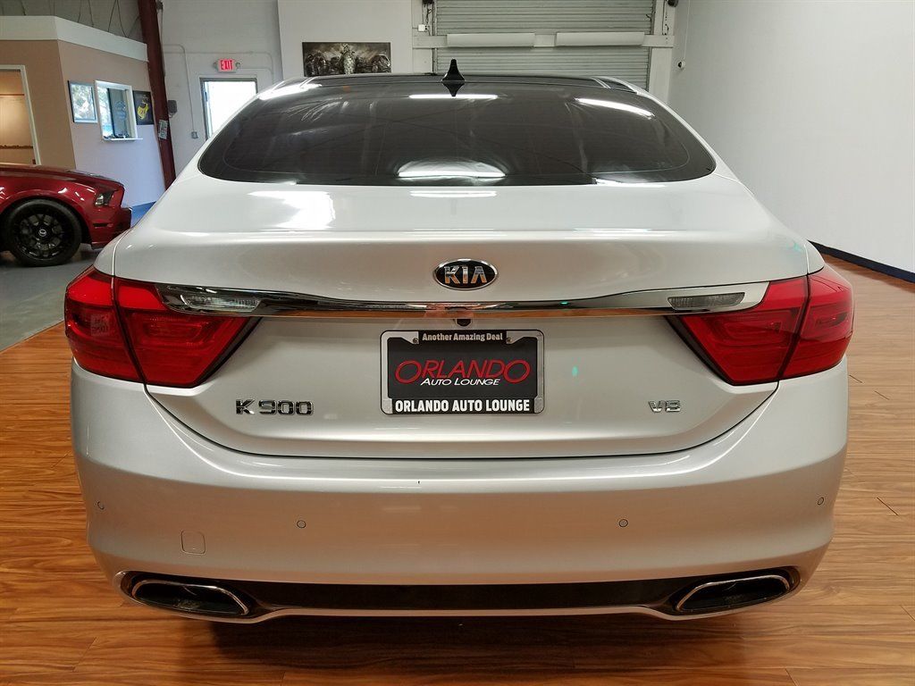 Is A 2015 Kia K900 Sedan For Under $20,000 Still Fit For A King ...