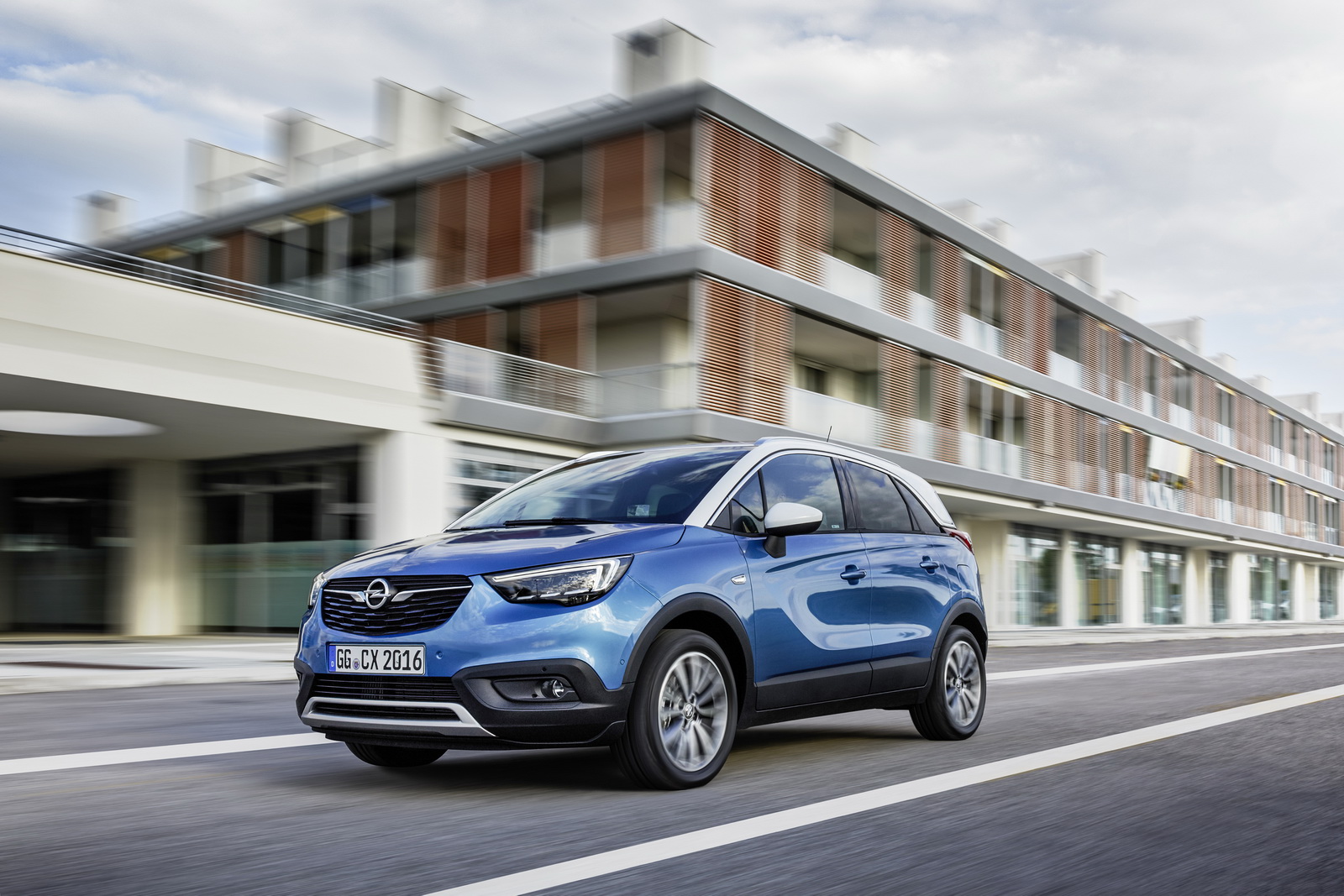 New Opel Crossland X with Innovative Factory-Installed LPG Version