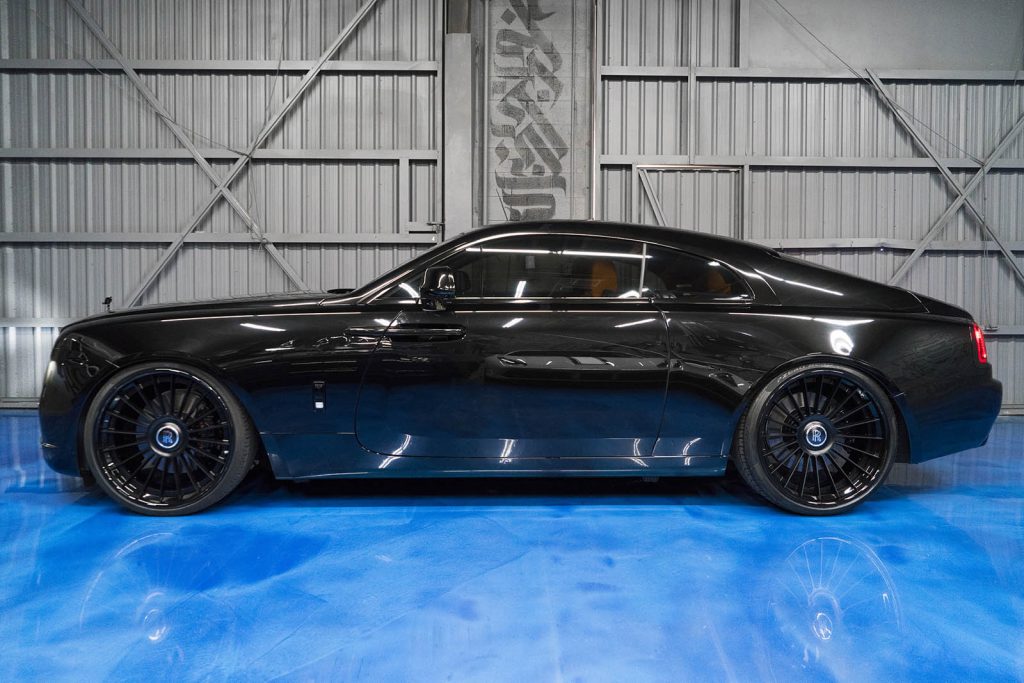 1of1 Black Badge RollsRoyce Wraith Is a Glorious ForgiatoMatched Black  Hole  autoevolution