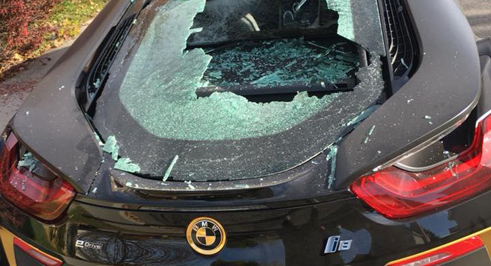  Someone Thrashed This Guy’s New BMW i8, Now He’s Offering $10,000 To Help Catch Vandal