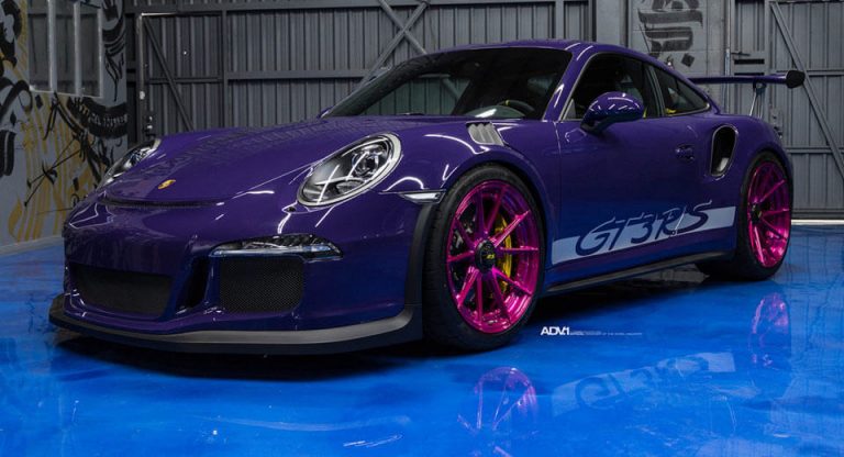 Ultraviolet Porsche 911 GT3 RS Poses With Pink Wheels | Carscoops