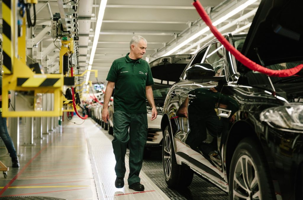 Jose Mourinho Is the First UK Customer of the Jaguar F-Type R Coupe -  autoevolution