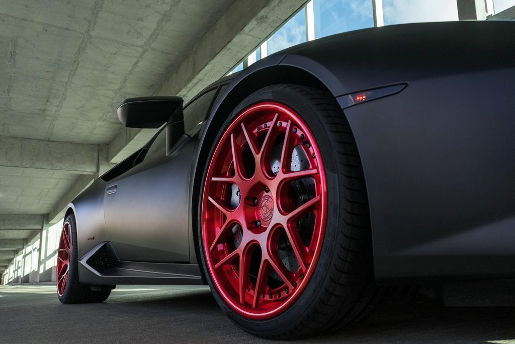 Matte Black Wrap And Red Rims Nice Combo For The Lamborghini Huracan | Carscoops