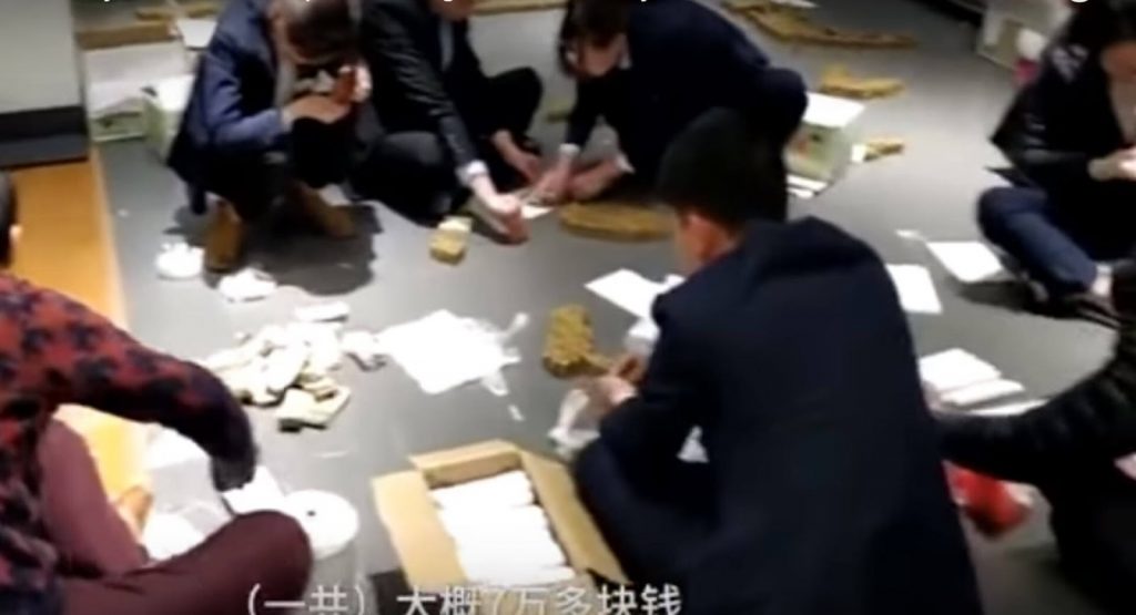  Chinese Businessman Uses $11,000 In Coins For BMW Down Payment