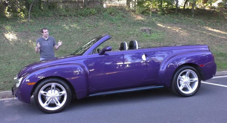 Chevy’s SSR Was The Roadster Pickup Truck Nobody Asked For | Carscoops