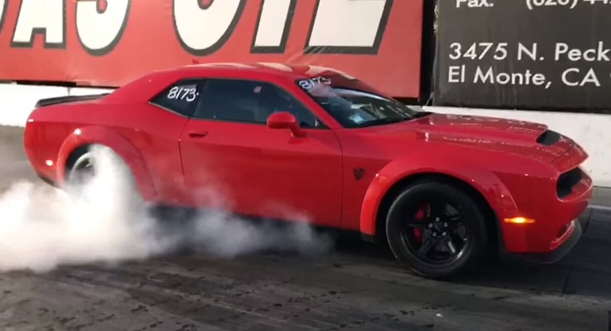 Brand New Dodge Challenger Srt Demon Simply Owns The Drag Strip Carscoops