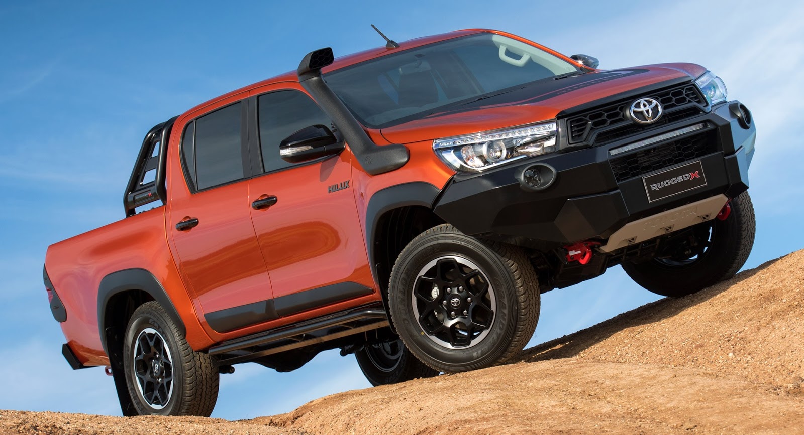 hilux rugged x bullbar