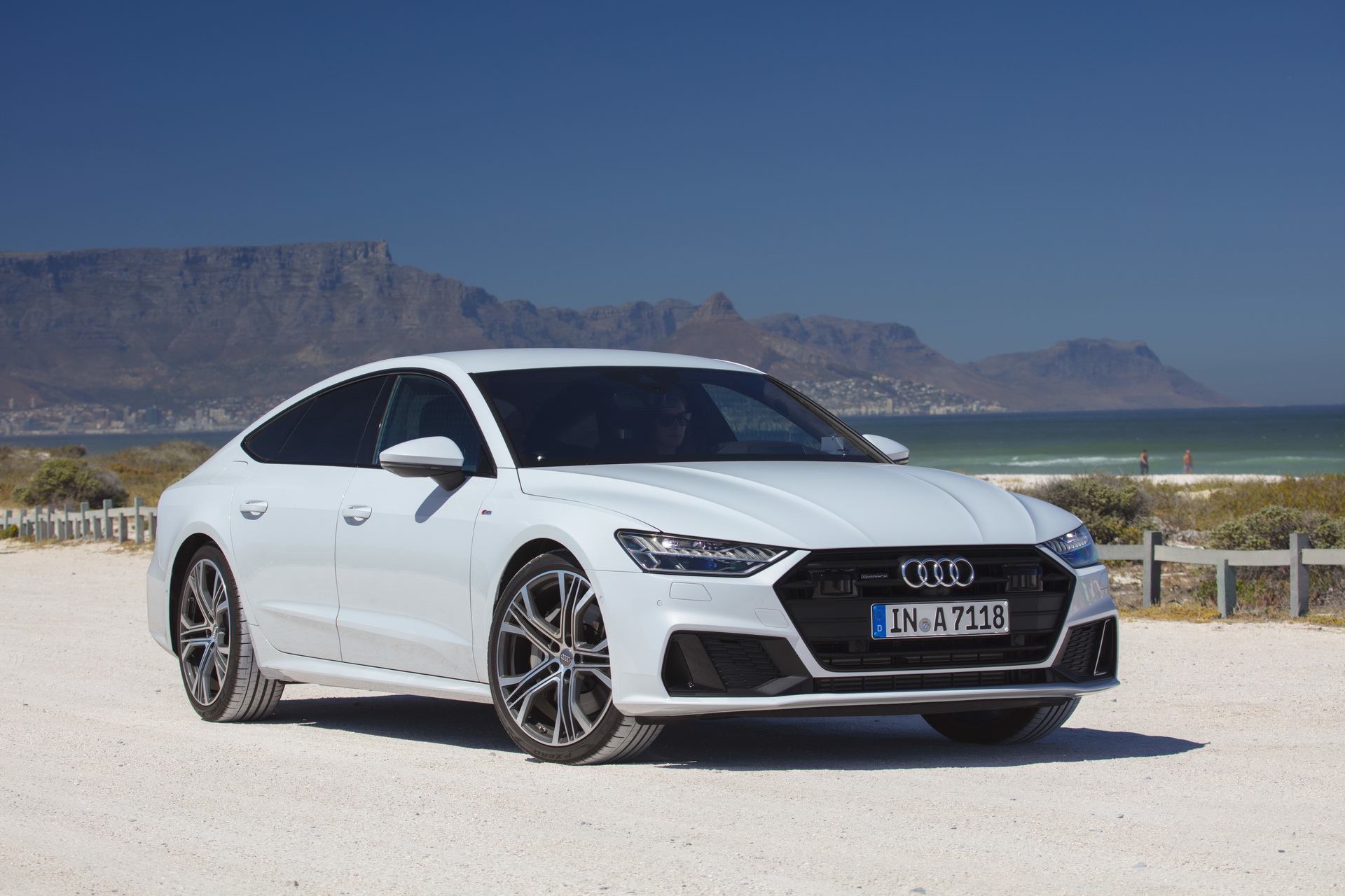 Let’s Have A Better Look At The 2018 Audi A7 Sportback [51 Pics ...