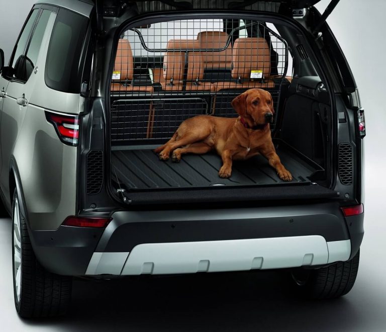 Make Your Land Rover Dog-Friendly With Original Pet Packs Accessories ...