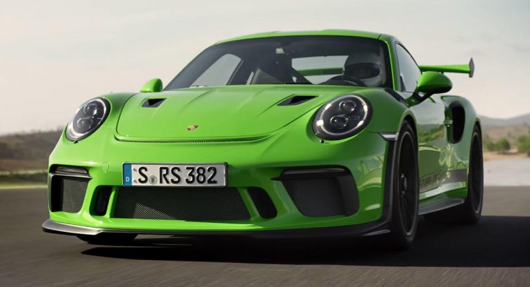 2019 Porsche 911 Gt3 Rs Demonstrates Its Abilities On The Track 