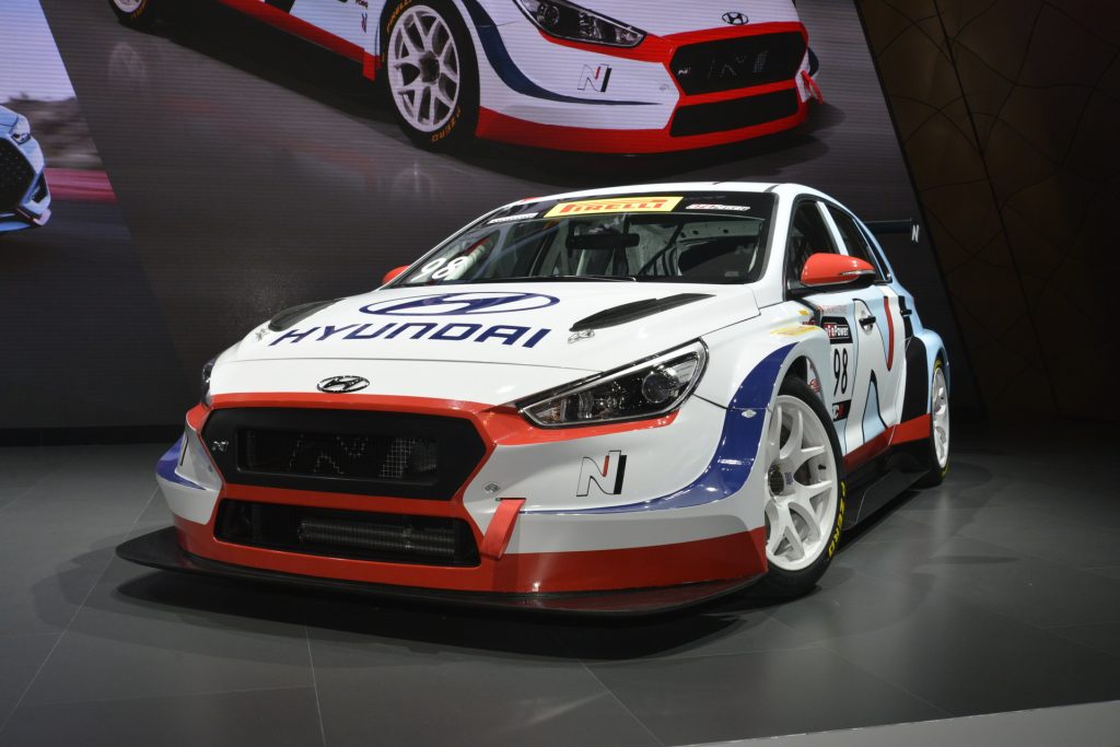 Hyundai I30 N Tcr Race Car Debuts In Chicago 