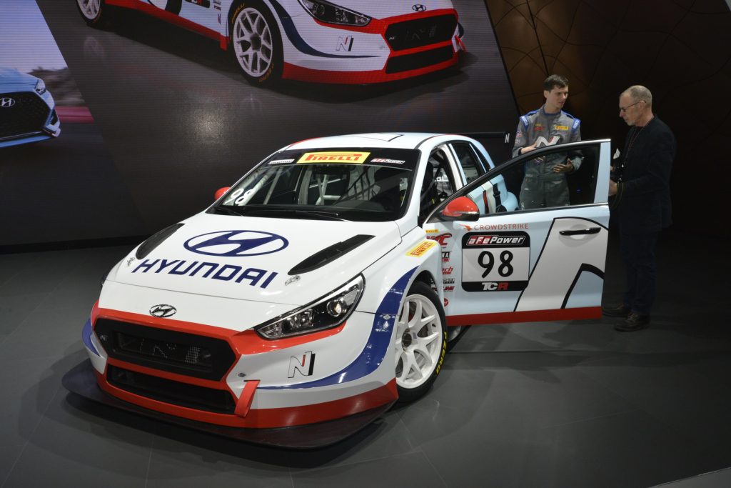 Hyundai i30 N TCR Race Car Debuts In Chicago | Carscoops