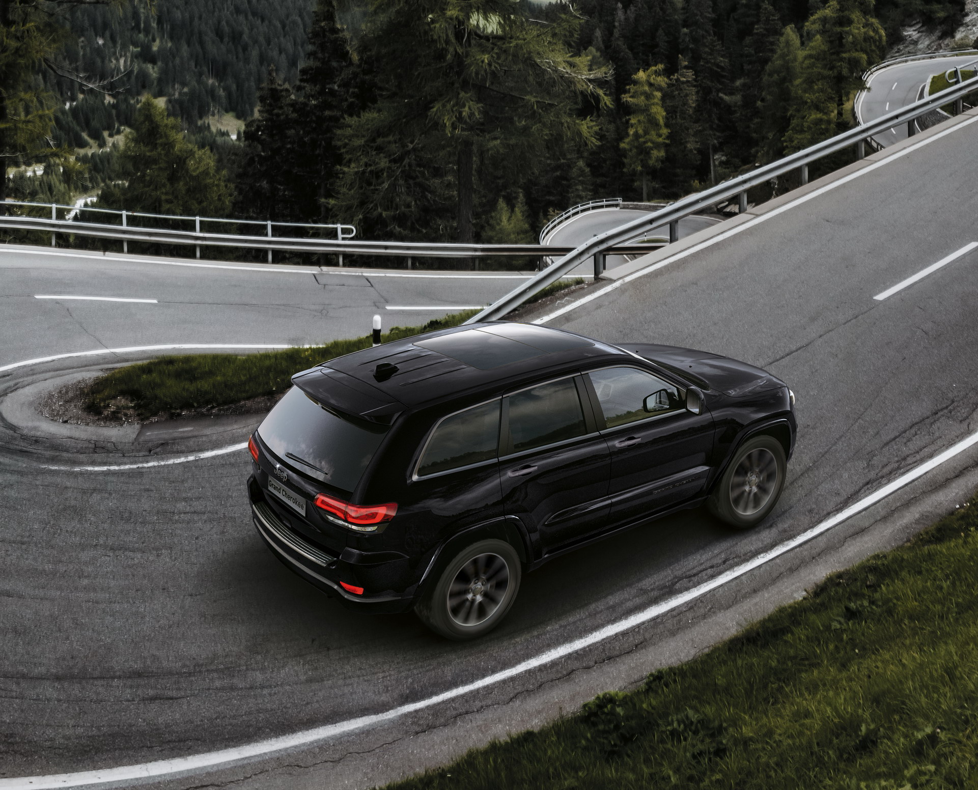 2010 - [Jeep] Grand Cherokee - Page 6 Jeep-Geneva-2018-8