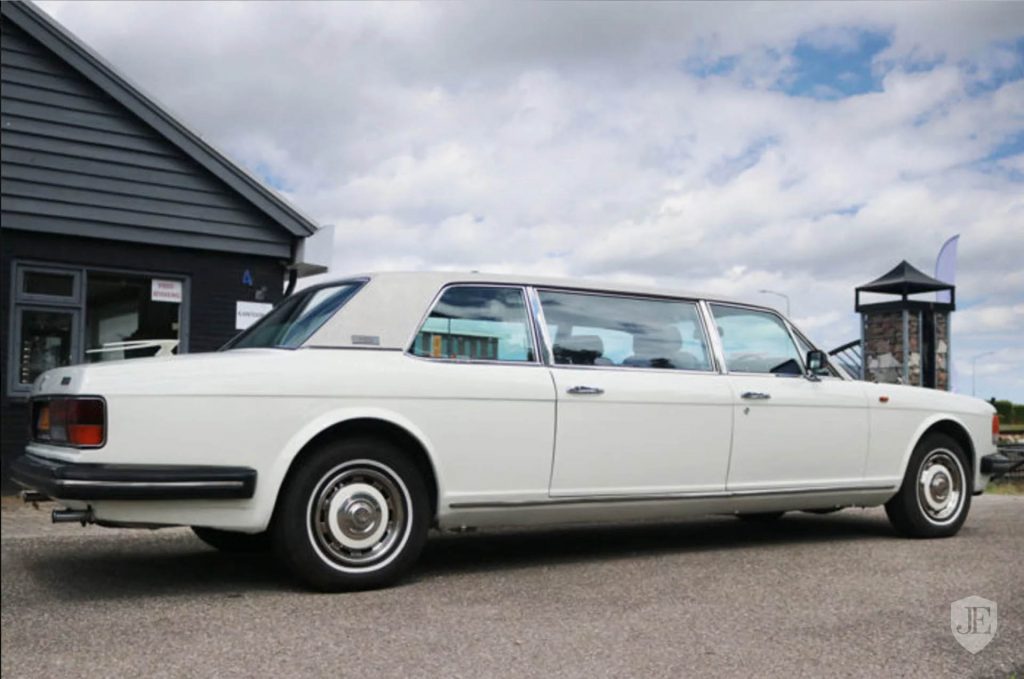 This Old Rolls-Royce Limo Won’t Cost You A Tenth The Price Of A New One ...