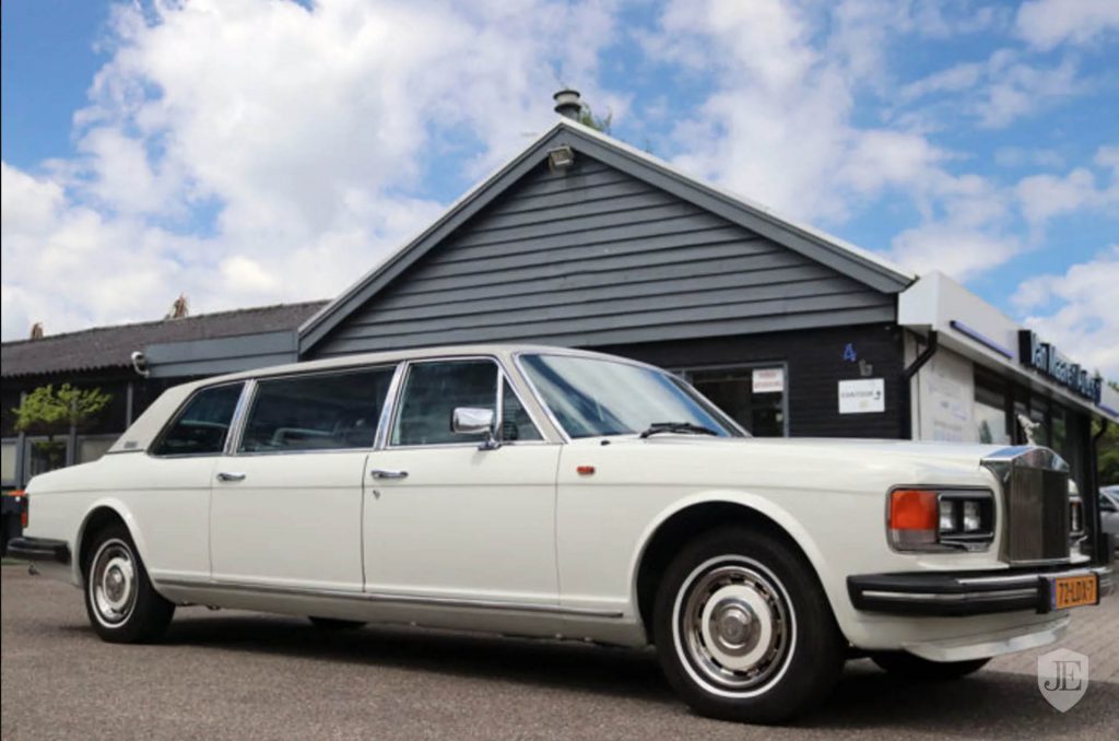 This Old Rolls-Royce Limo Won’t Cost You A Tenth The Price Of A New One ...