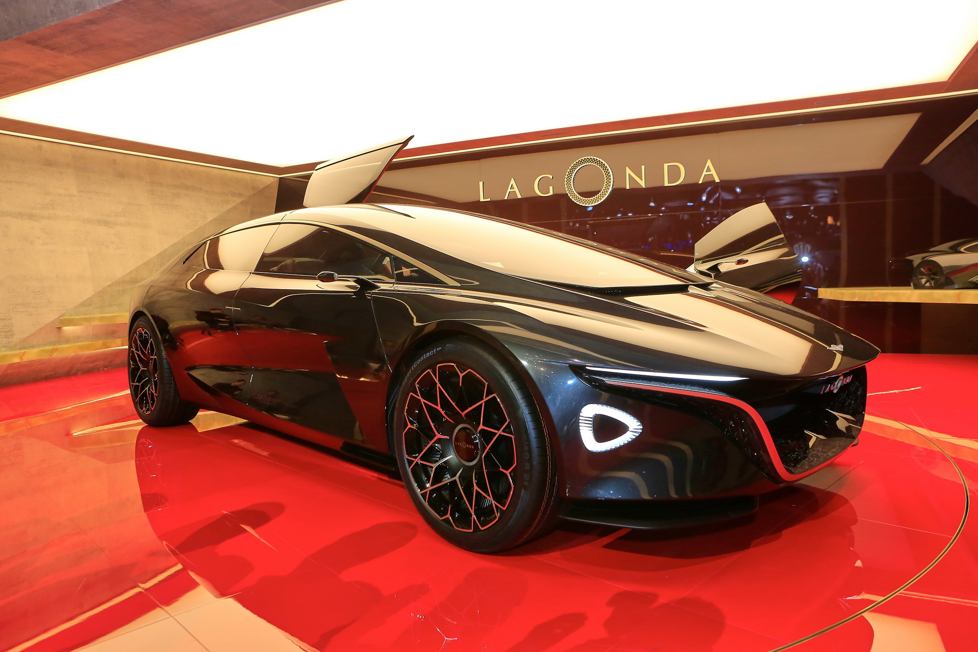 Aston Martin’s Reborn Lagonda To Launch Company’s First Electric Model ...