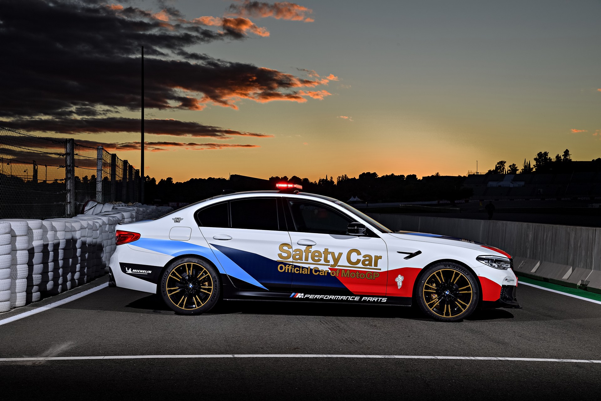 BMW f90 Safety car