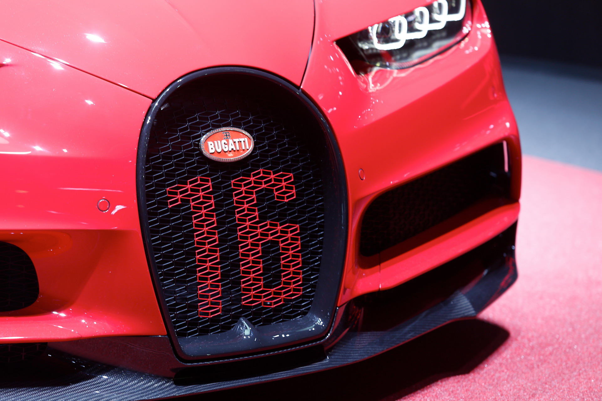 New Bugatti Chiron Sport Is Lighter And More Dynamic, Has €2.65 Million ...