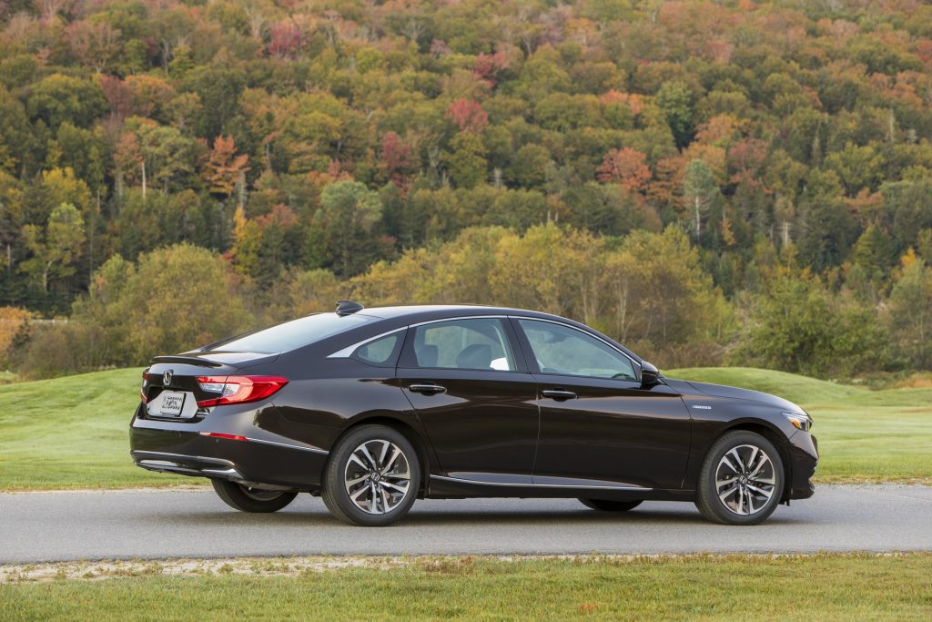 2018 Honda Accord Hybrid Officially Rated At 47 MPG Combined | Carscoops