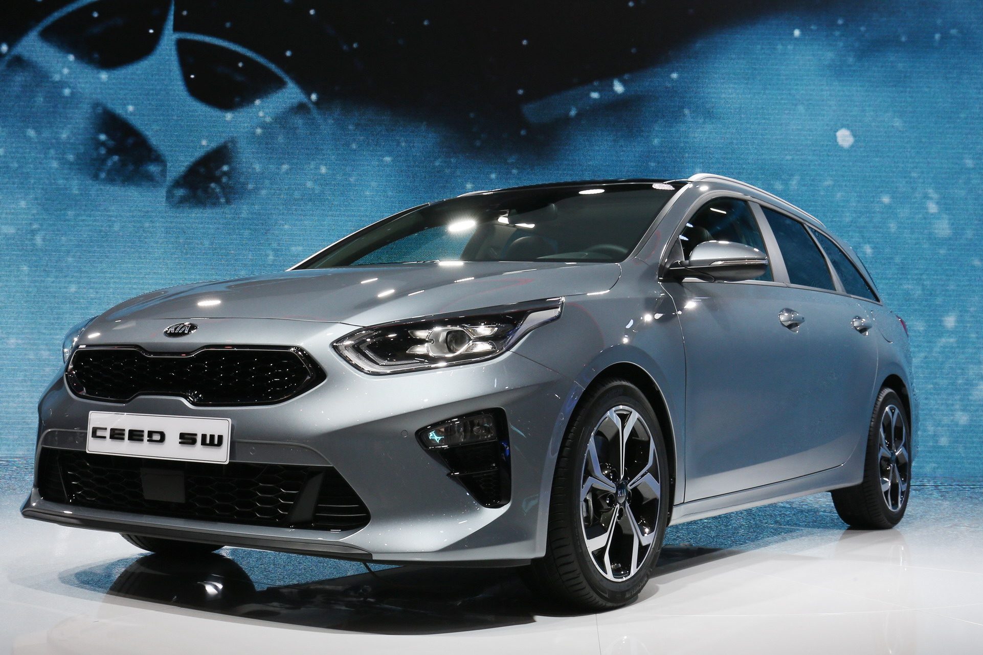 Kia Ceed Купить У Официального Дилера Авис