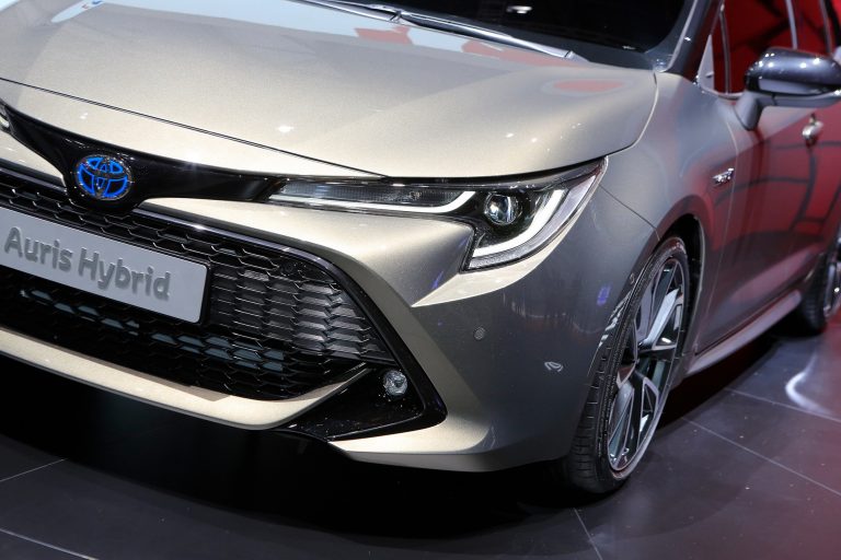 2019 Toyota Auris Says No To Diesels, Debuts New 178HP Hybrid | Carscoops