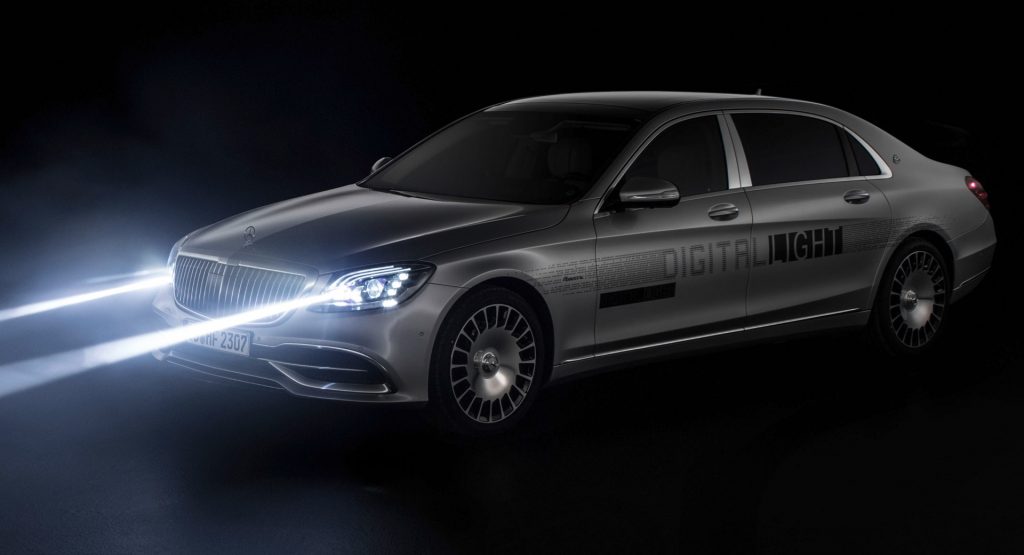  Maybach S-Class Packs Over A Million Pixels Into Its New Digital Headlights